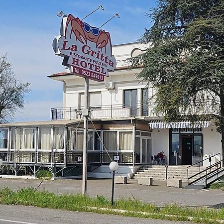 Hotel La Gritta Castel San Giovanni  Esterno foto